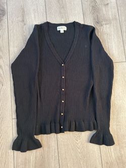 black long sleeve shirt