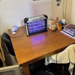 Wooden Bar Height Table . Nothing Wrong It  Just Don’t Use