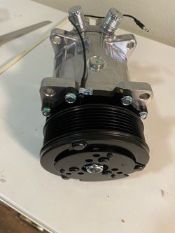 2014 Kia soul ! Motor 2.0 Ac Compressor for sedan , new 60$ pick up in Ontario