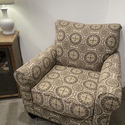 Armrest Accent Chair