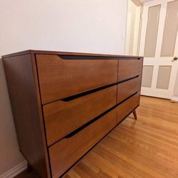 New Mid Century Modern Dresser! Free Delivery 🚚! Financing Available!