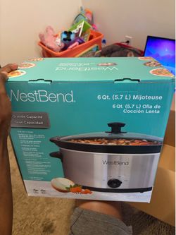 WestBend 6 Qt Oval slow cooker