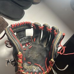 baseball glove 