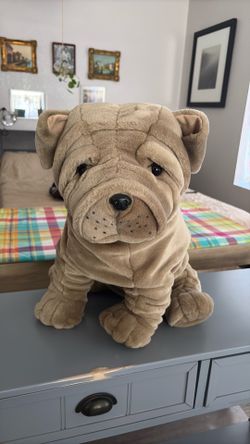 F•A•O Schwartz fifth Avenue Sharpei stuffy