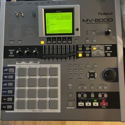 Roland  MV-8000 Production Studio Sampler MIDI Sequencer Workstation. East Orange