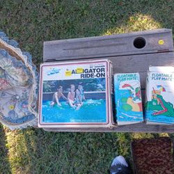 1985 Vintage Pool Gear-Selling A Set Of 3-$50