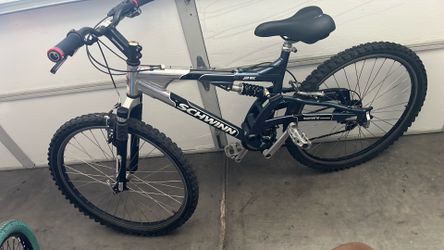 26” S-25 Schwinn mountain bike