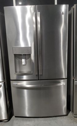 GE French Door Stainless Steel Fridge
