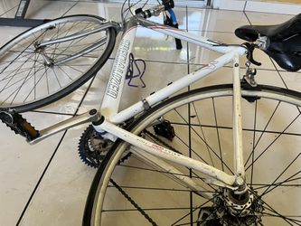 specialized Allez bike