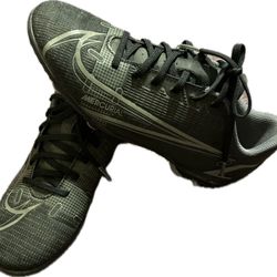 Nike Youth Soccer Cleats 