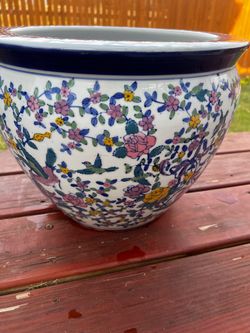 Vintage Chinese Porcelain Fish Bowl Planter