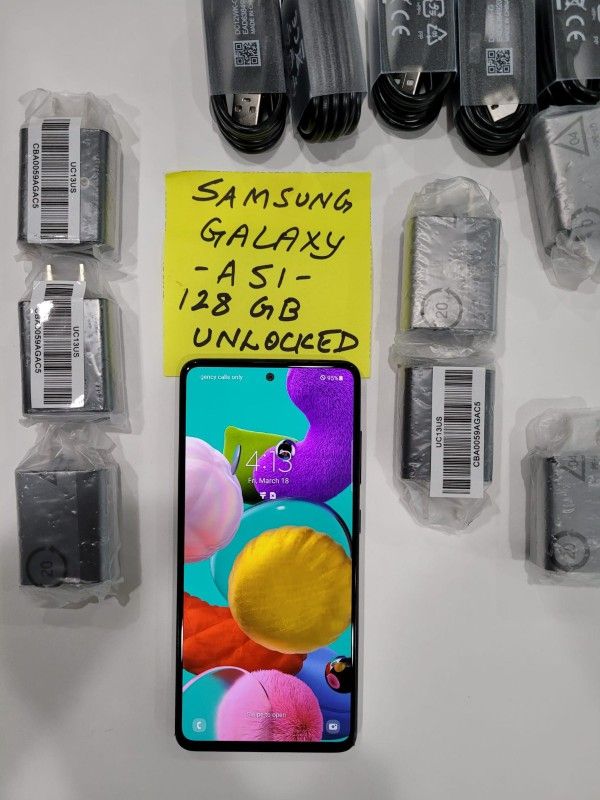 Samsung Galaxy A51 Unlocked 128 GB with Excellent Battery Life