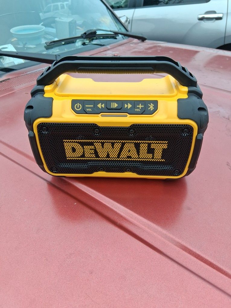 DeWalt Bluetooth Radio
