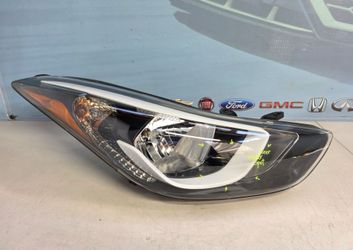 2014-2016 HYUNDAI ELANTRA SEDAN RIGHT HALOGEN HEADLIGHT