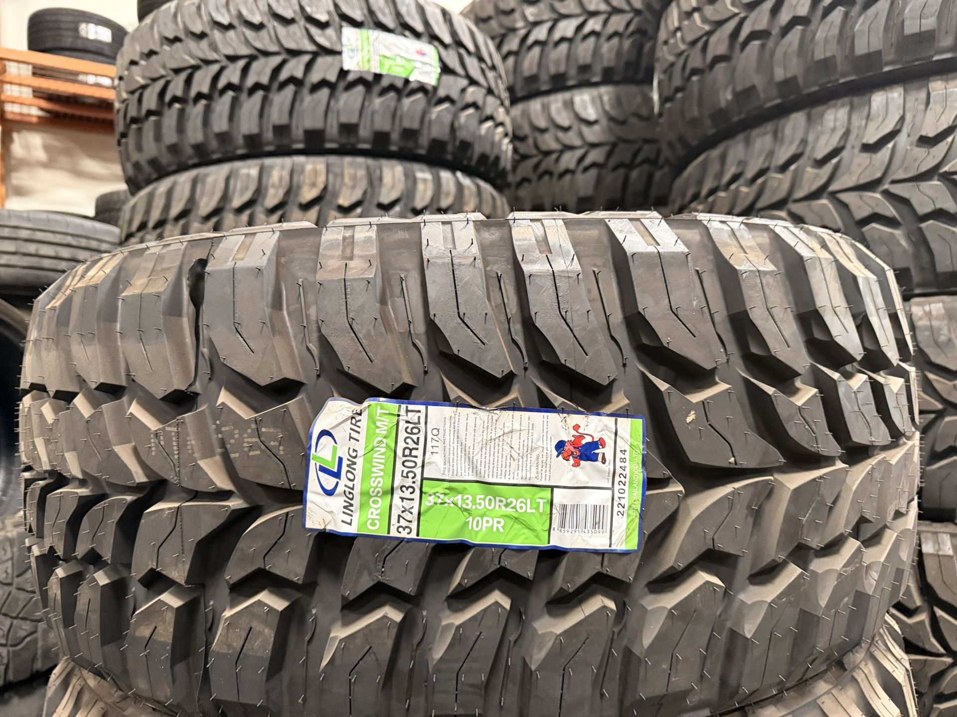 1 New Tire LT 37x13.50R26 Crosswind MT 10 Ply