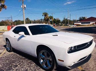 2014 DODGE CHALLENGER SXT