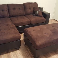 Brand New Brown Plush Microfiber Sectional Sofa +Ottoman (New In Box) 
