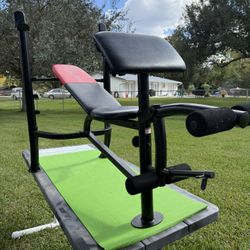 Weider Weight Bench With Uprights For Bench Presses, Preacher Curl, And Leg Extension Attachments 