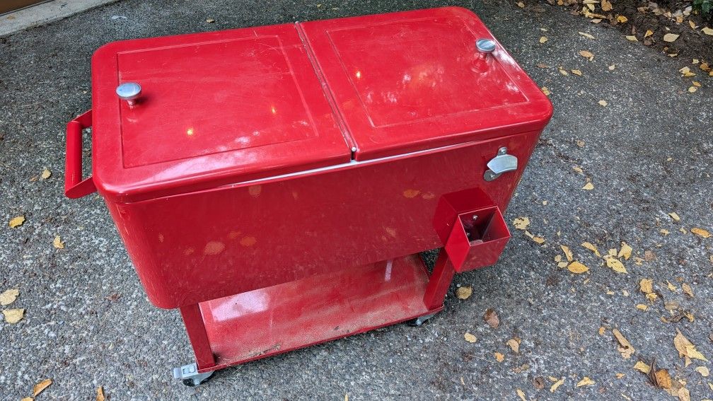 Patio Cooler On Wheels
