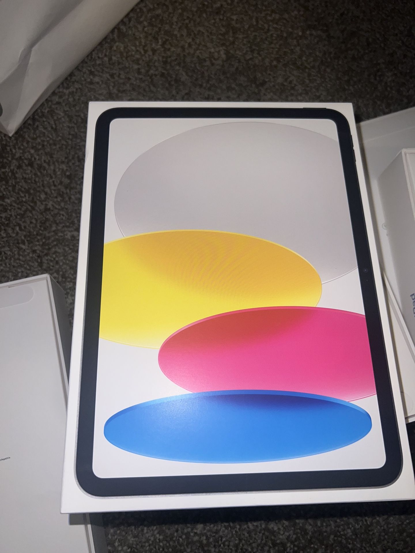 iPad A16 128 Gb Brand New Silver
