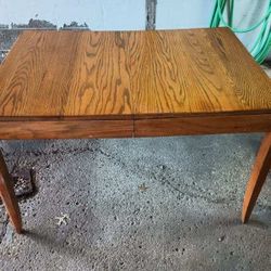 Oak Kitchen Table With 3 Chairs