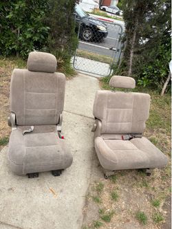 Truck seat