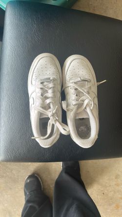 Nike Kids Size 2