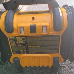 DEWALT 2000 Peak Amp Jump Starter and Professional Power Station