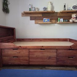 Oak Twin Size With 5 Drawers