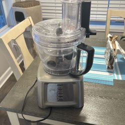 OSTER  Food Processer-gray-metal & Plastic