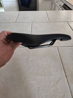Trek Seat & Grips