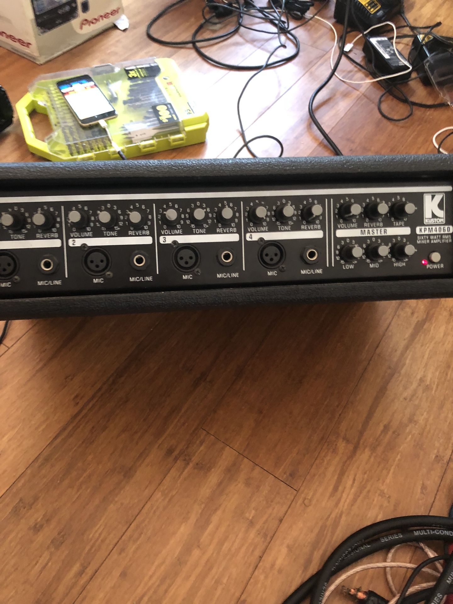 Power Amp KUSTOM KPM4060  500 Watts 