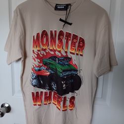 Super Massive Monster Wheels Tshirt Size Medium 