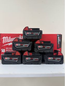 Milwaukee m18 5Ah battery  each one $45 -cada una $45