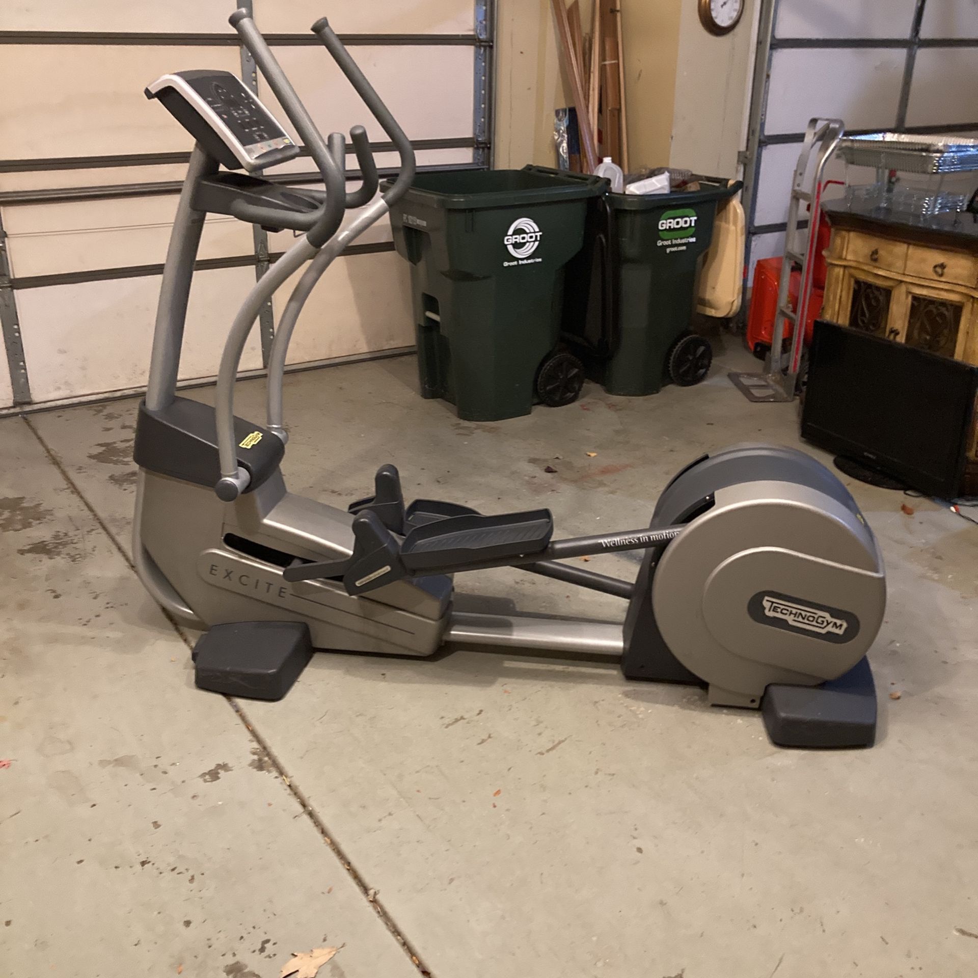 TechnoGym Elliptical