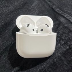 AirPods 4th Gen 