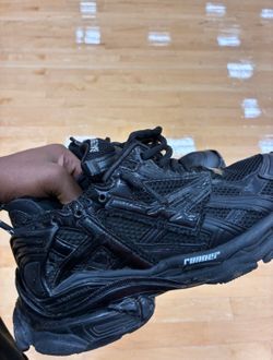 Balenciaga runner