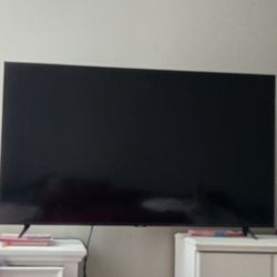 50" SAMSUNG T.V.
