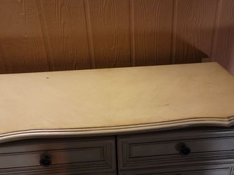 Used,, good conditions need a Tlc On The Two Bottom Drawers