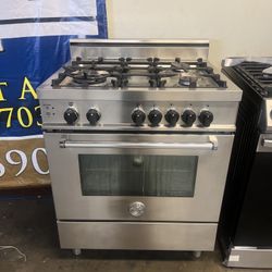 BERTAZZONI 30”WIDE ALL GAS RANGE STOVE STAINLESS STEEL 