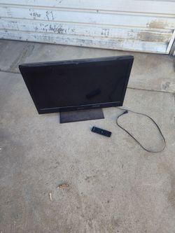 Emerson 32 inch LCD TV with remote