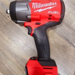 Milwaukee M18 FUEL Impact Wrench 