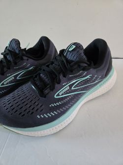 Brooks Adrenaline Women's Size 9 Shoes 