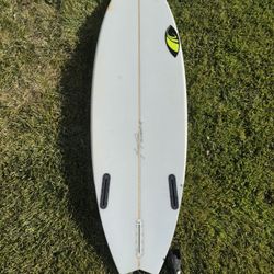 Sharp Eye Surfboard 5’10”
