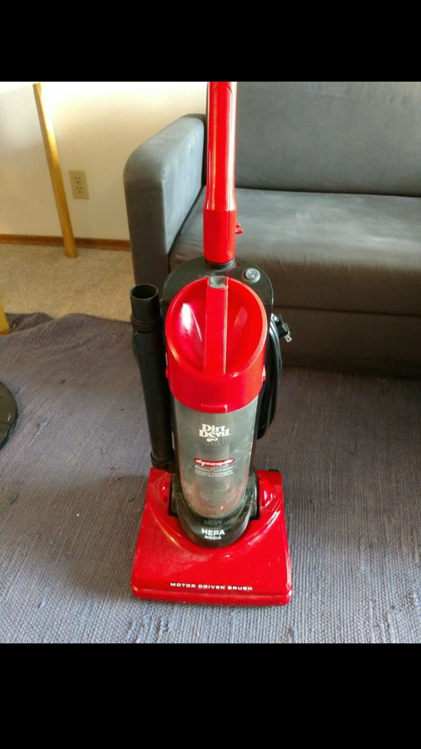 Dirt Devil Dynamite Plus vacuum