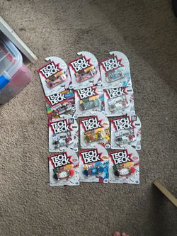 Tech Deck Fingerboard Lot of 12 New in Package