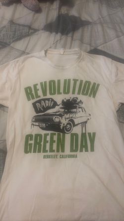 Green Day band tee
