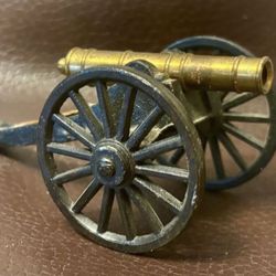 Vintage Toys-cannon 1:19. Metal 