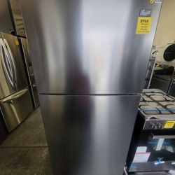 Refrigerator Avanti 