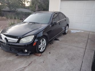2010 C300
